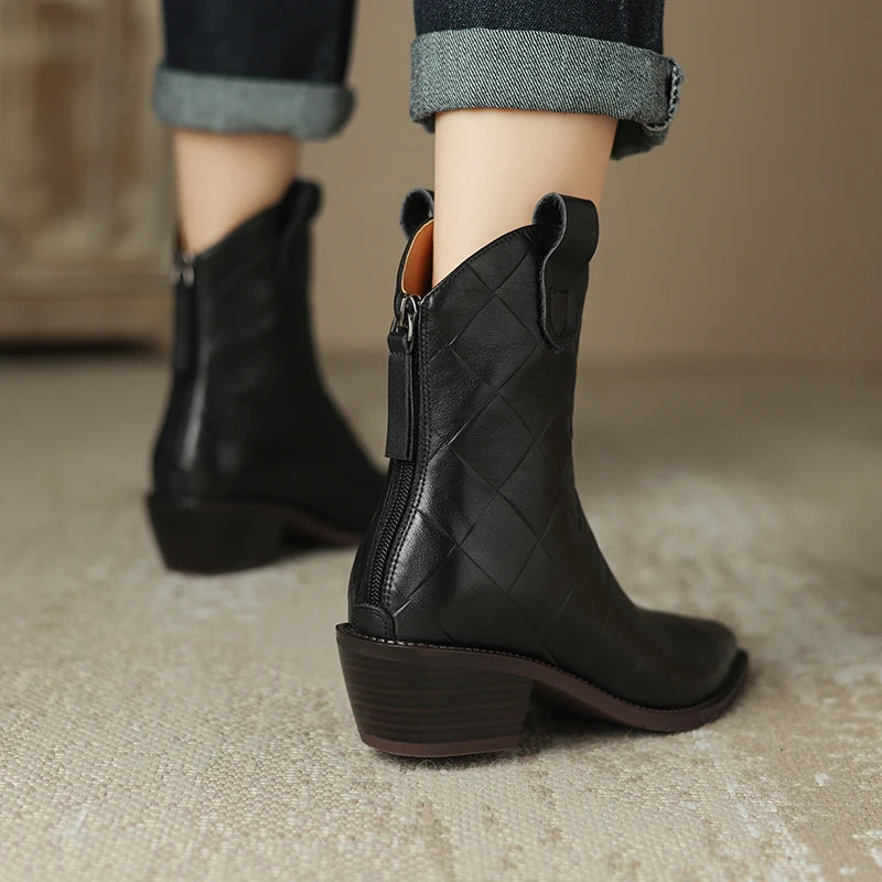 Handmade Genuine Leather Ankle Boots For Women Pointed Toe Female Zipper Short Autumn Winter Boots Retro Shoes