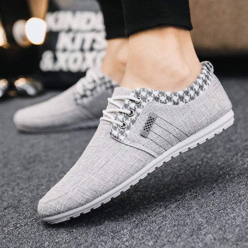 Spring Summer Men Casual Shoes Canvas Breathable Low Top Youth Shoes