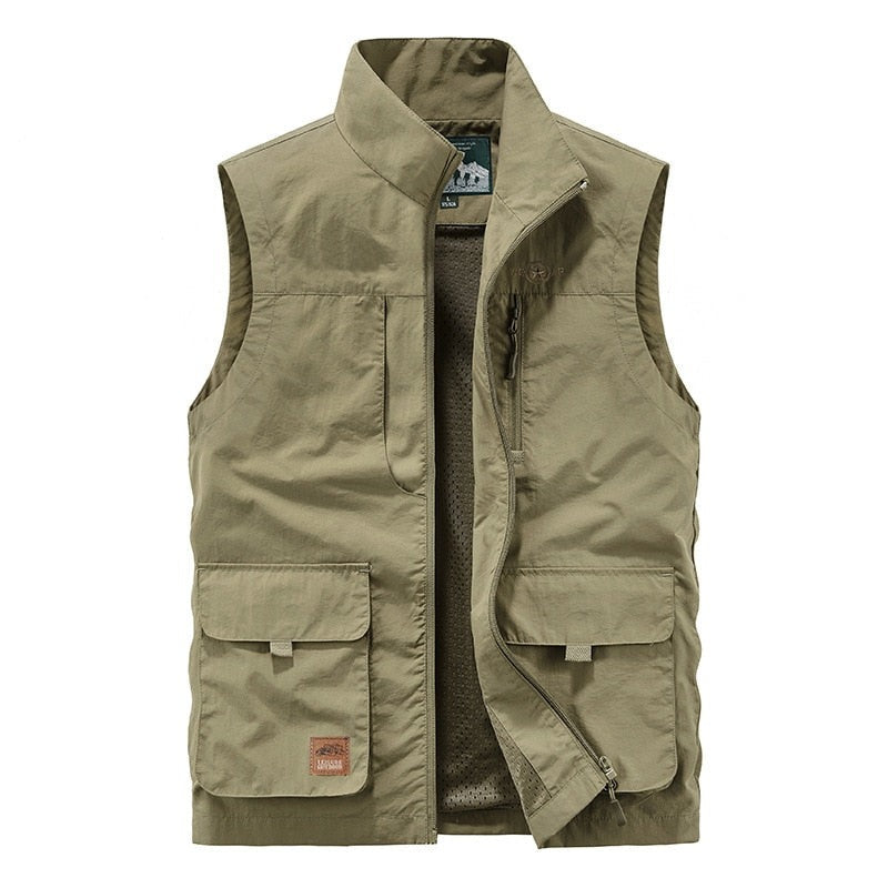 Spring and Autumn Men Casual Vest Solid Loose Multi-pocket Vest Outdoor Mountaineering Tactical Sports Top Men Clothing