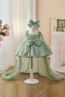 Charming Scoop Bowed Lace Up Satin Flower Girl Dress With Trailing Sleeveless Wedding Birthday