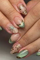 Green Oval Nail with Shiny Cat Eye Flower Design Fresh French Wearing Nail Art Tips Short Almond Acrylic Nails Set