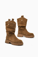 Boots Women Leather Rivet Decoration Round Toe Autumn Winter Shoes Handmade