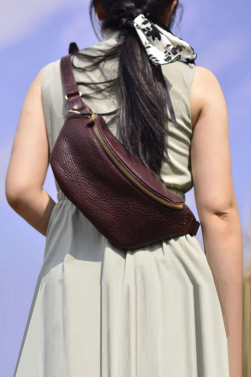 Retro waist pack small chest leather waist pack casual small waist pack outdoor small bag crossbody