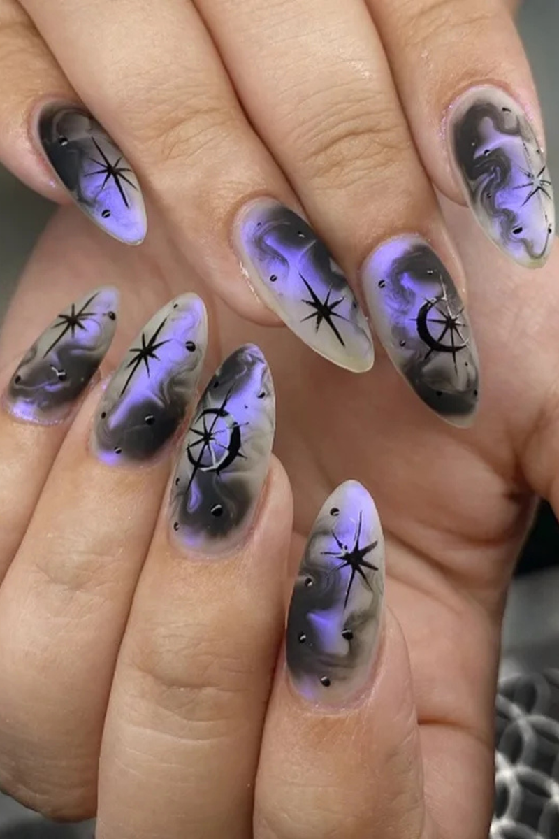 24pcs Smudging Blue False Nails Gentle Almond Gold Star Patterns Press On Nails Romantic Wearable Fake Nail Spicy Girl Manicure