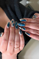 10PCS Medium Almond Fake Nail Royal Blue Cat Eye Acrylic Silver Chrome Plated Design Fake Nail Gift For Women And Girls