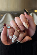 Handmade Art Press On Nails Medium Almond Pearls Pattern Nail