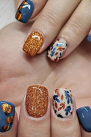 Maple Leaf Press on Nails Short Square Fake Nails with Gold Glitter Design Thanksgiving False Nails Autumn Holiday Acrylic Nails