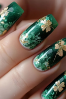 24pcs St. Patrick'S Day Press-On Nails Set Square Shape with Glitter Clover Design Glossy Mixed Green Tones for Women and Girls
