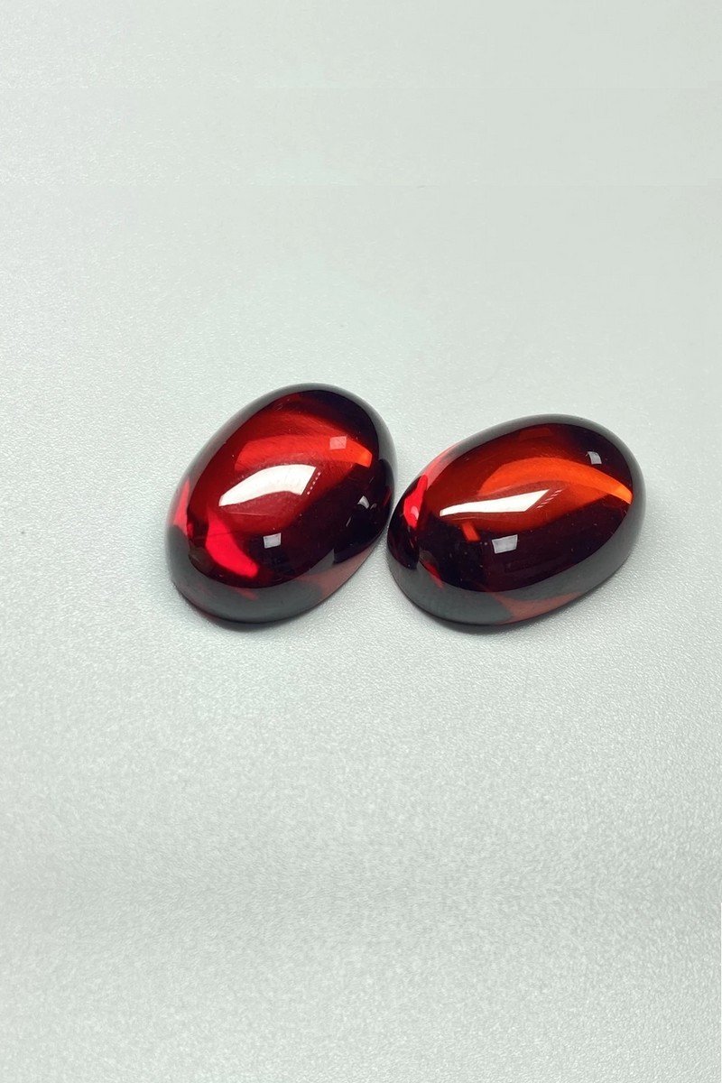 Red Machine Cut 5A Quality CZ Gemstone Flat-back Cabochon Cubic Zircon Stone