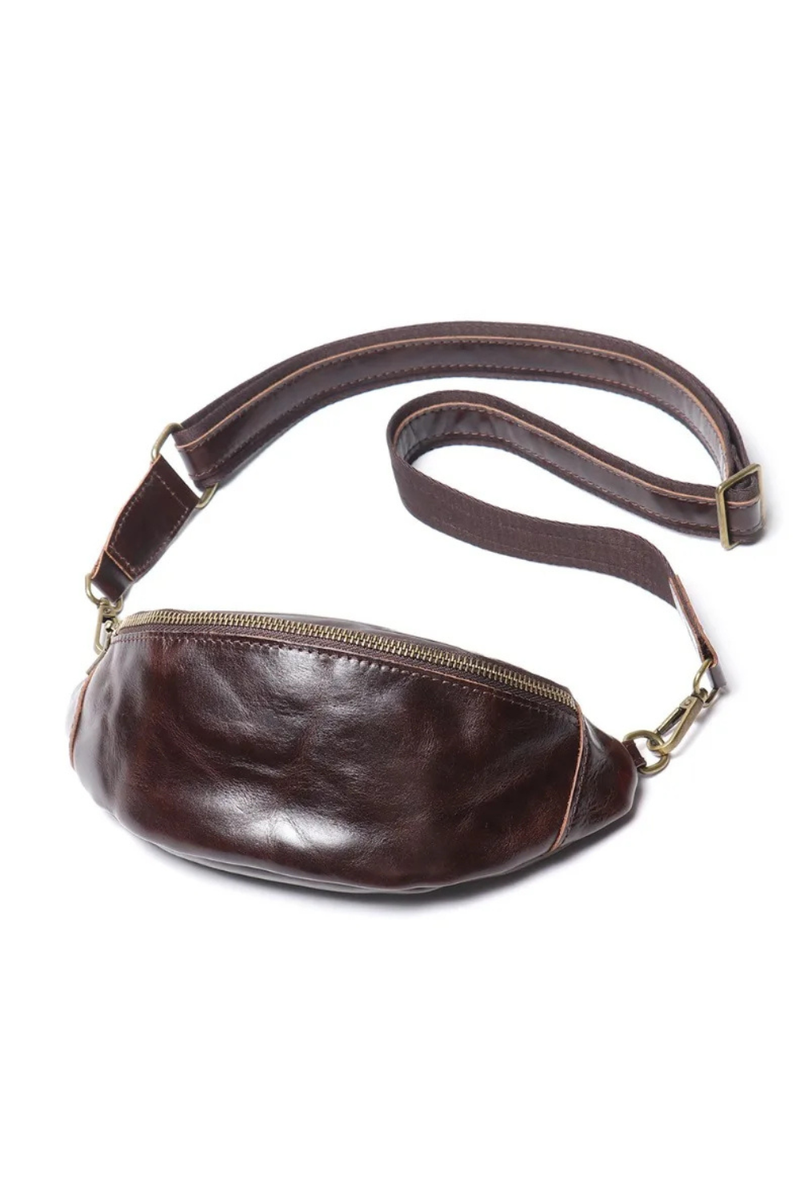 Genuine leather chest bag for men casual crossbody bag waist bag.