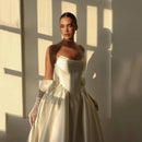 Elegant Long Wedding Dresses A-Line Bridal Gowns Strapless Pearls Gowns