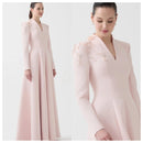 Customized Customized Delicate Pink Jersey Evening Dress V-Neck Long Sleeves Celebrity Gowns Appliques Elegant Bespoke Occasion