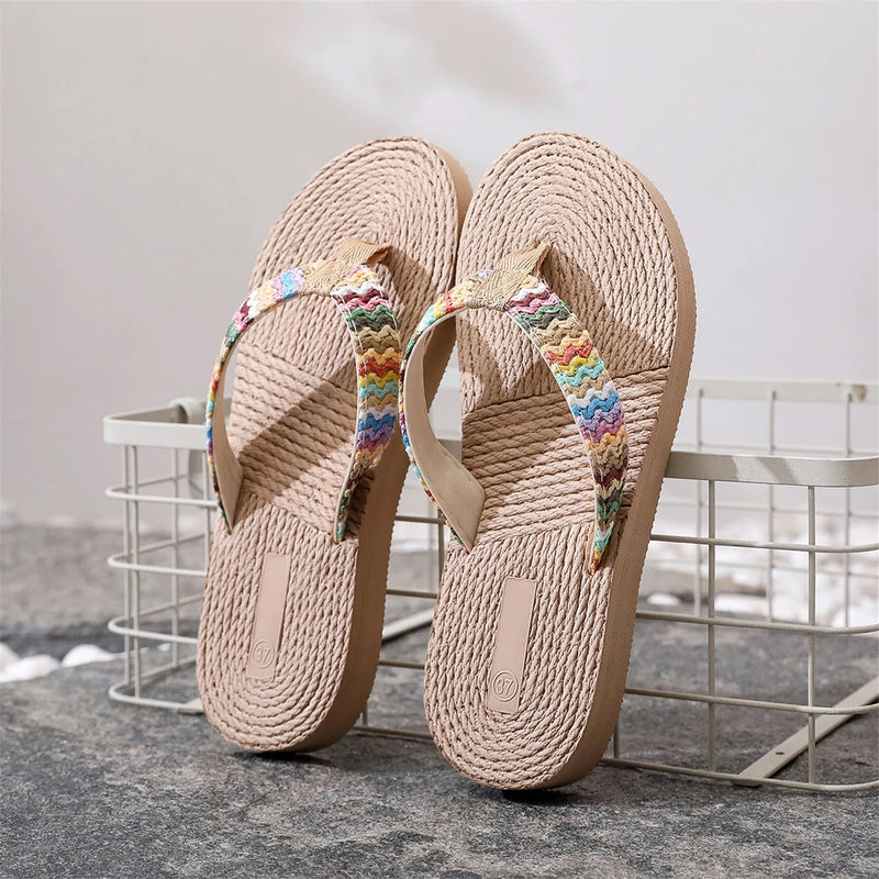 Slippers Women Thick Sole Flip Flops For Summer Beach Outings Home Wear Non-slip Bottom Sandals
