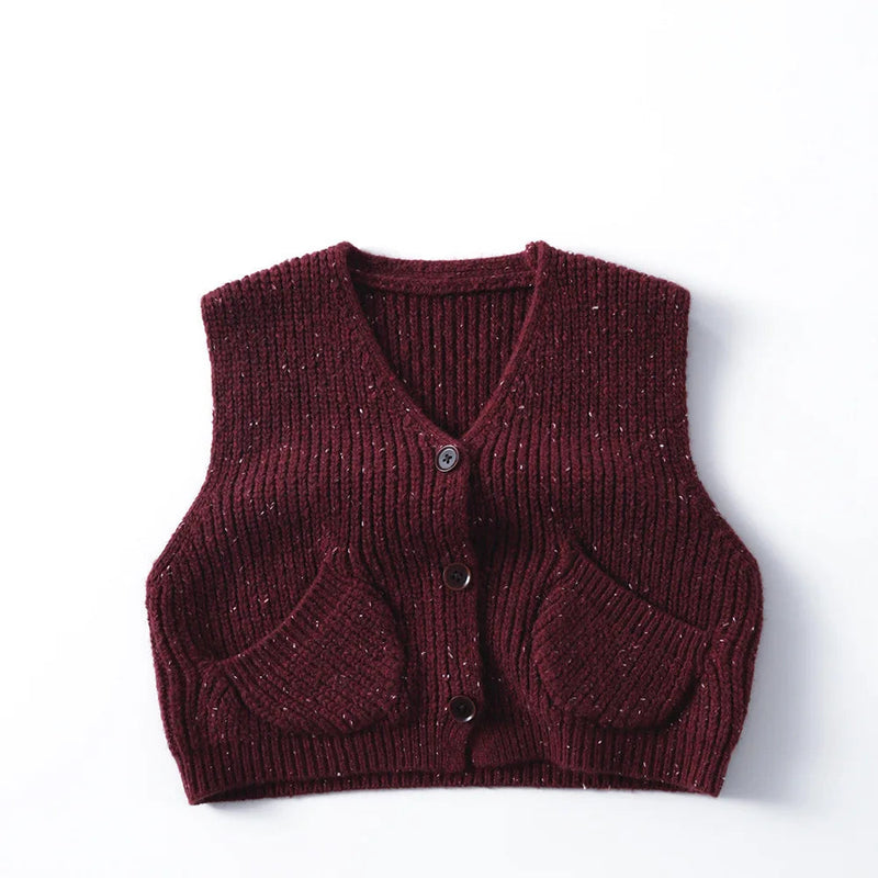 Maroon knitted vest with button , Obroi