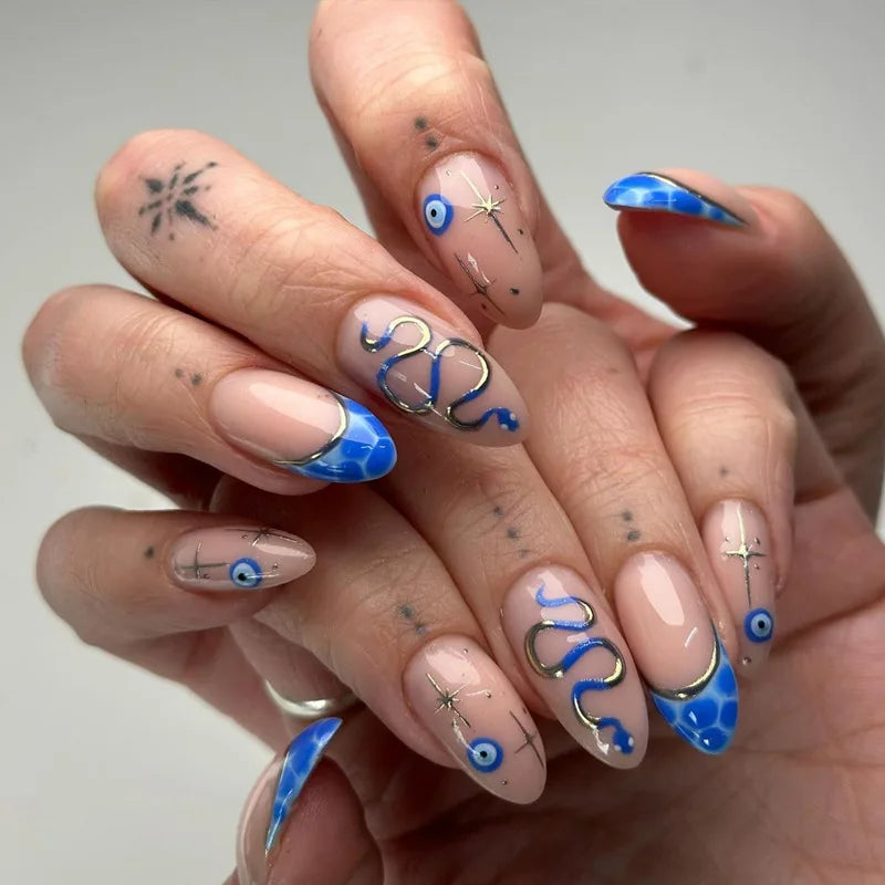 24Pcs Simple Fake Nails with Short Almond Head Nail Patch Gold Pattern Wearable Press on False Nail