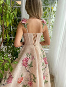 Dresses Tea Length Wedding Party Dresses Short Appliqued Little Party Gowns Corset Back with Straps