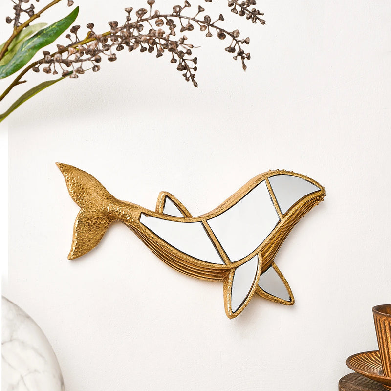 Resin whale ornament special design of mirror inlay on the surface suitable for home wall decoration