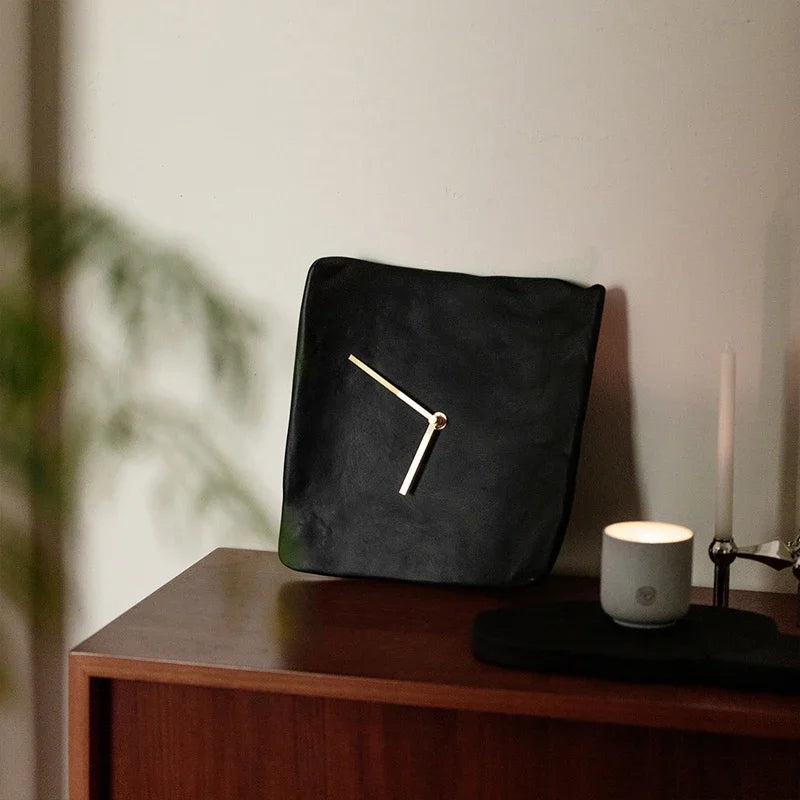 Creative wrinkled shaped clock ornament medieval style home decoration wall clock