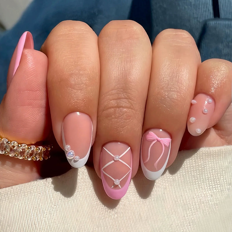 Mini Flowers Fake Nails Almond False Nails Sweet Bowknot Press on Nails French Tip Nail Art Butterfly Garden Nail
