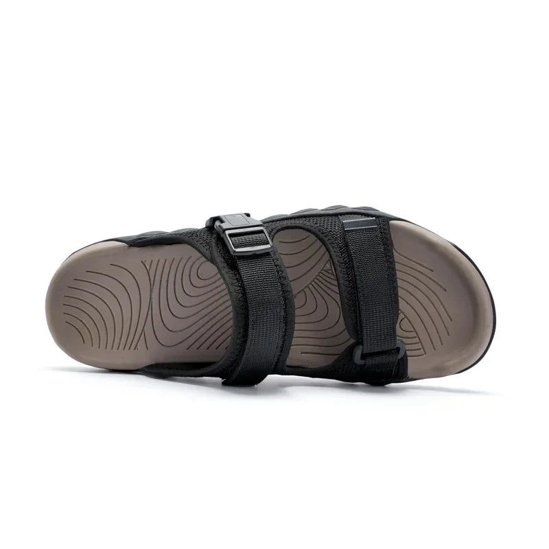 Men Slippers Outdoor Thick Bottom Breathable Slippers Beach Sandals Summer Casual Shoes