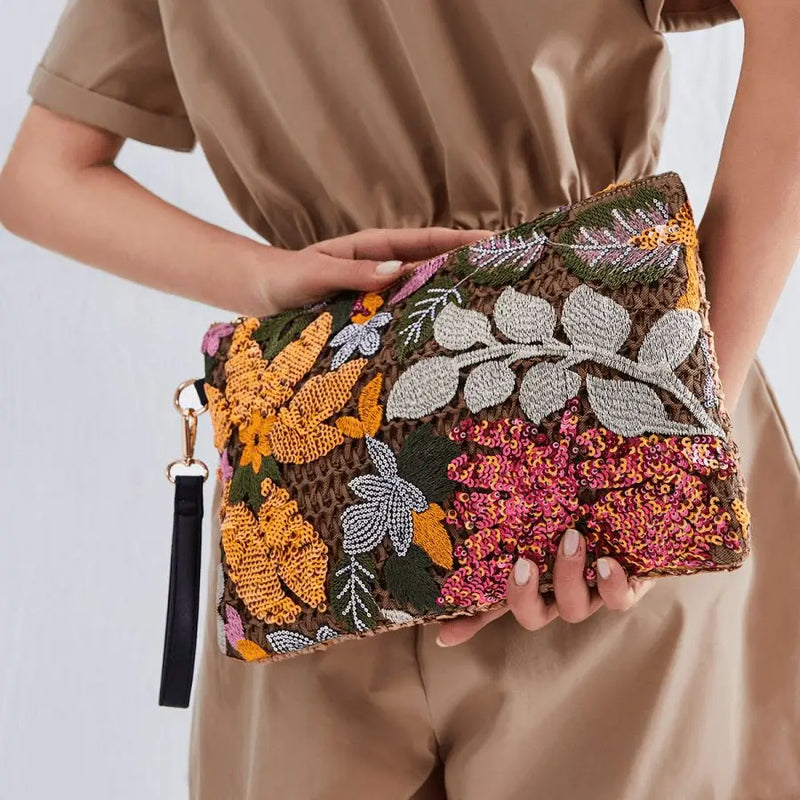 Embroidered Sequins Clutch Bag for Women Flower Straw Shoulder Crossbody Bags Summer Bag Vacation Big Purses