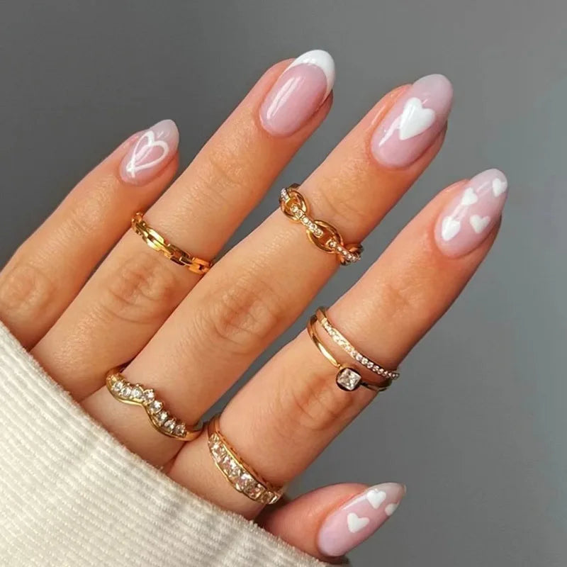White Love Heart Nail Valentine's Day Press on Nails Short Coffin Head Acrylic Nail Tips