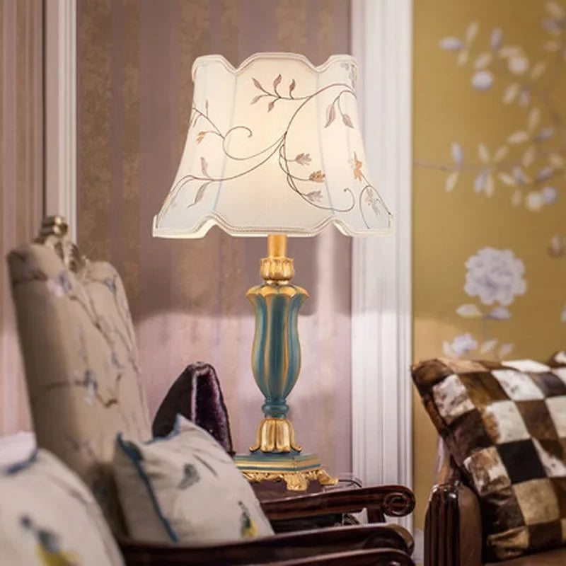 Retro Resin Table Lamp Classical Luxury American Table Lamp