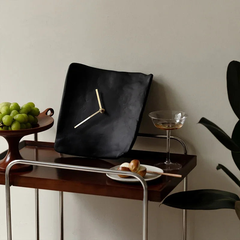 Creative wrinkled shaped clock ornament medieval style home decoration wall clock