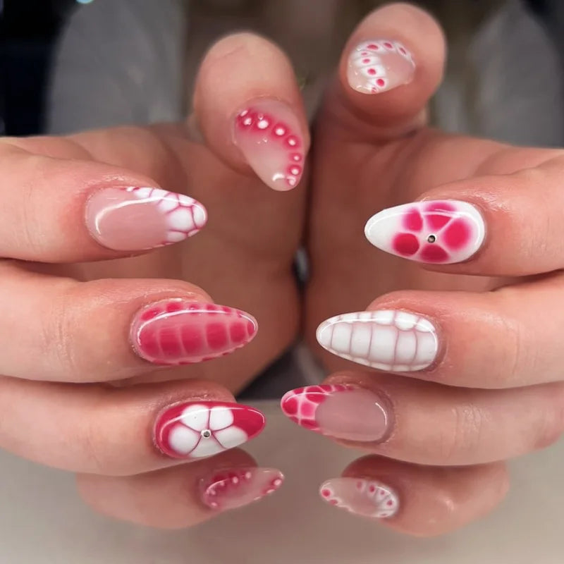 Flowers Silver Lines Wearable Nail Art Short Round False Nails Detachable Finished Fake Nails Press on Nails