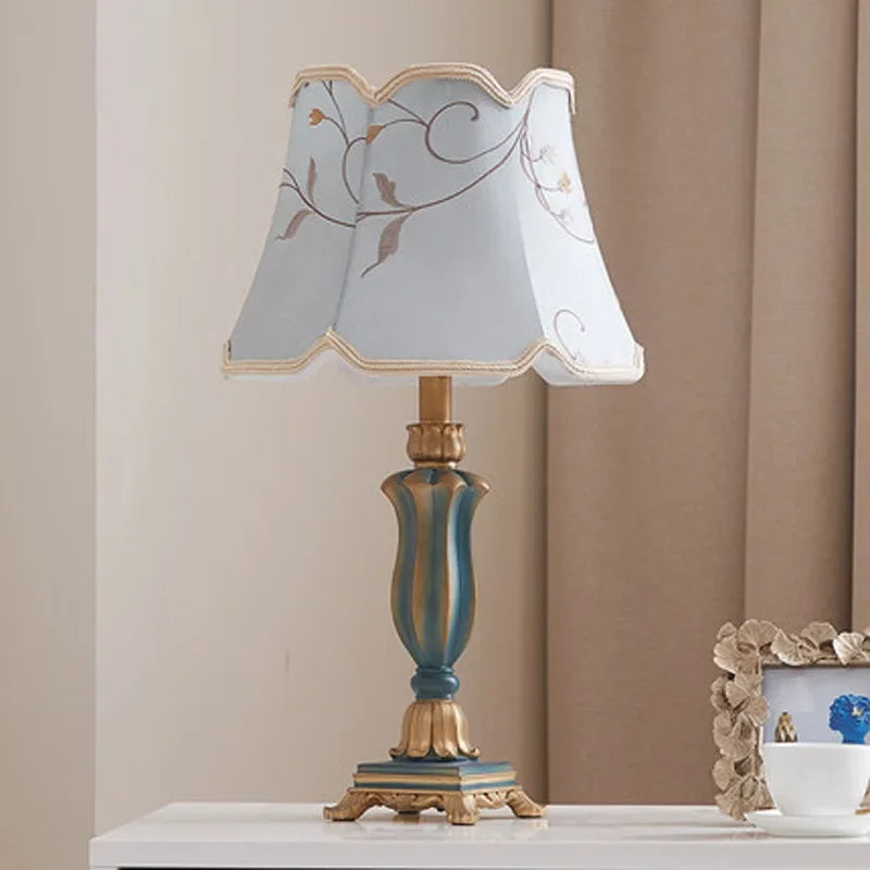 Retro Resin Table Lamp Classical Luxury American Table Lamp