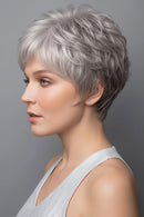 Gray natural curly wig suitable for women's daily style and as a wig