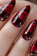 Nails with red rose and heart designs on a dark background, Obroi