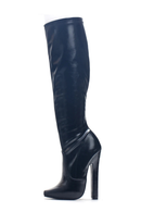 Black knee-high boot with a high heel on a white background, Obroi