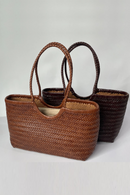 Two woven bags, one larger and one smaller, on a light gray background, Obroi