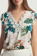 V Neck Lace Summer Sleeveless Blouse Casual Women Ruffled Chiffon Shirt Woman Loose Office Lady Top