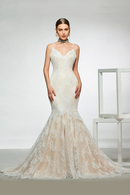 Elegant sample spaghetti straps trumpet wedding dress sleeveless lace floor length simple bridal gowns wedding dress