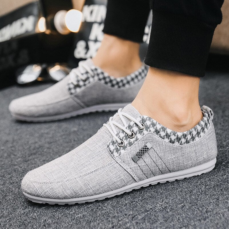 Spring Summer Men Casual Shoes Canvas Breathable Low Top Youth Shoes